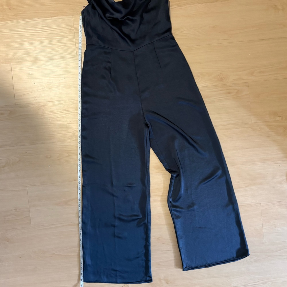 12 Rue Colette Midnight Navy Satin Jumpsuit Size L - Picture 13 of 14